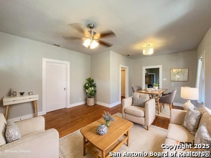 Photo - 919 Ripley Ave