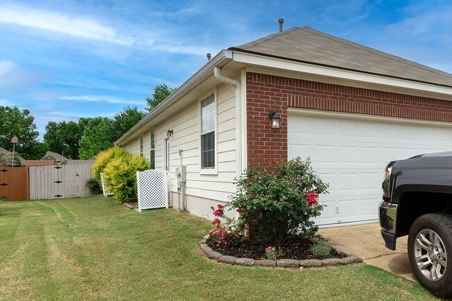 Photo - Home for rent in Prattville