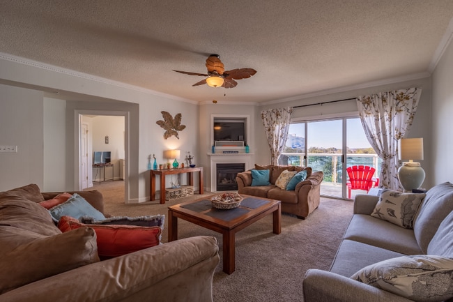 Photo - 105 63rd St Unit 201