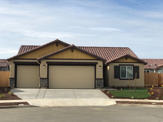 Building Photo - 1627 Marsh Ct