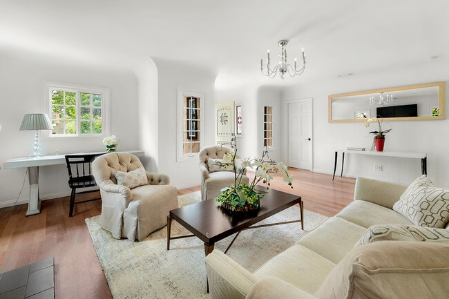 Home office nook - 2173 San Pasqual St