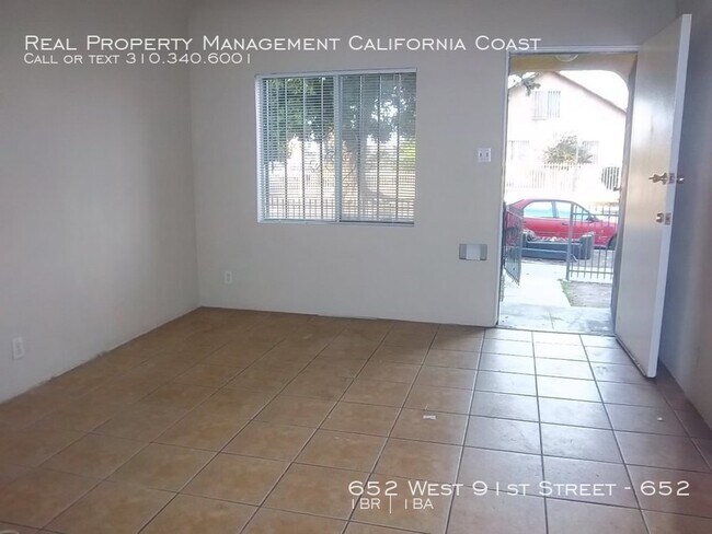 Photo - 652 W 91st St Unit 652