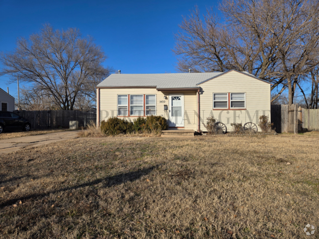 Building Photo - 2422 W Dallas St Rental