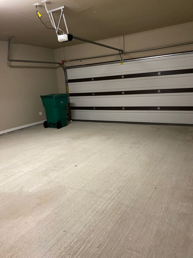 Photo - Beautiful 3 bedroom home