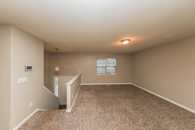 Photo - Fantastic 3bd/2ba home! Let yourself in!