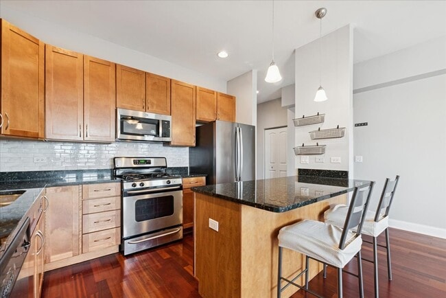 Photo - 2239 N Lister Ave Unit 402