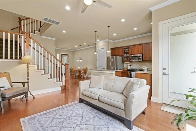 Photo - 4545 Mattie St