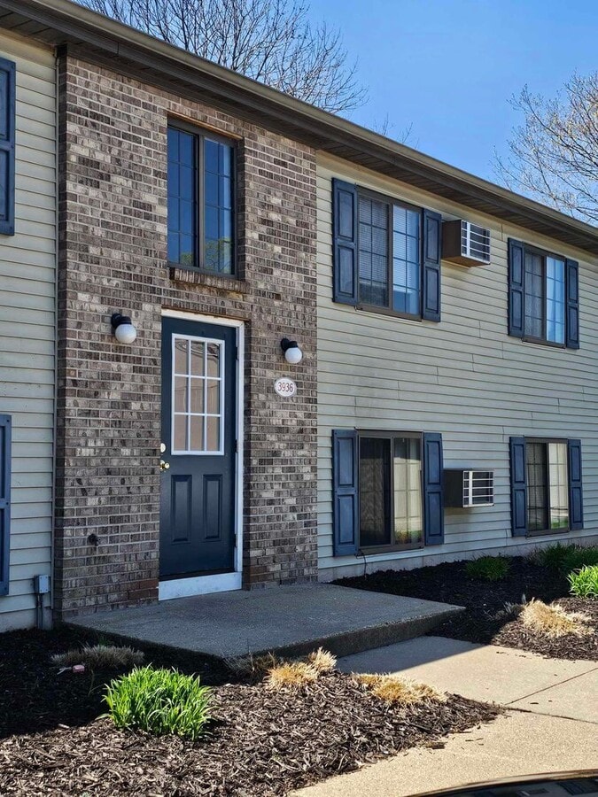 Photo - 3924 Kenowa Ave Unit #4