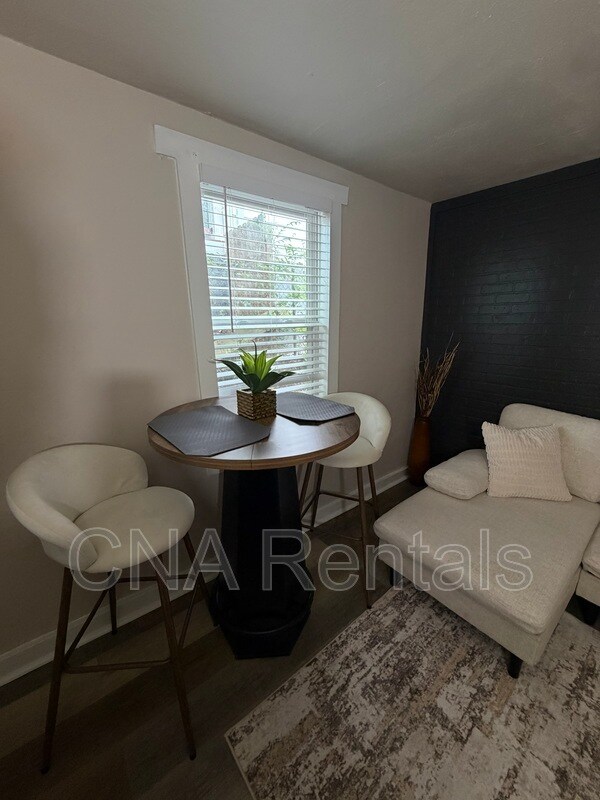 539 Paines Ave NW Unit 1 & #3