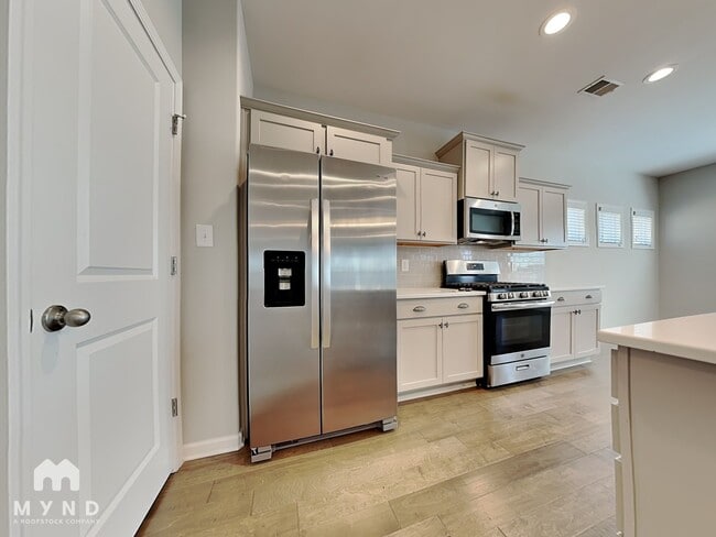 Photo - 43 Ashton Pl