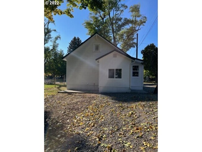 Photo - 2303 N Fir St