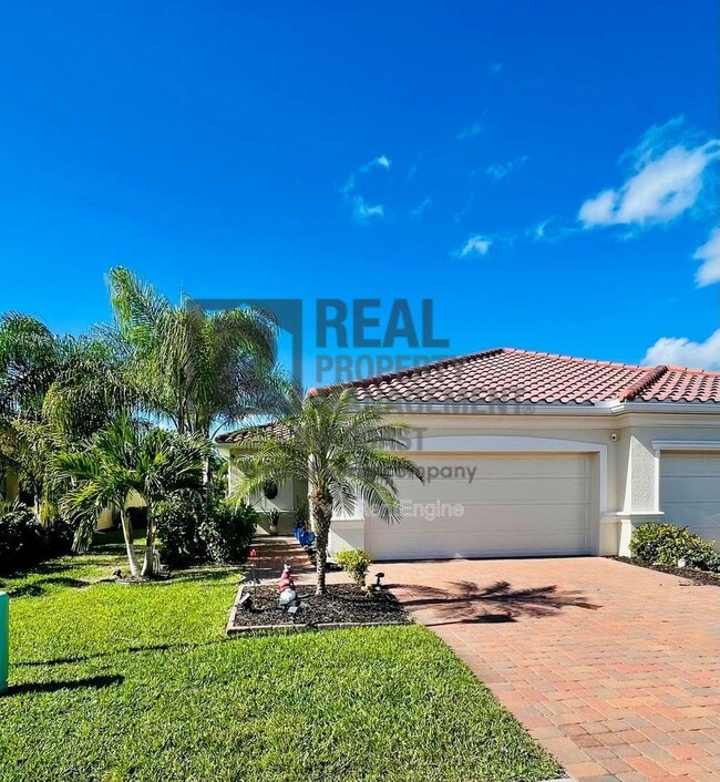 Photo - 2555 Vine Ave