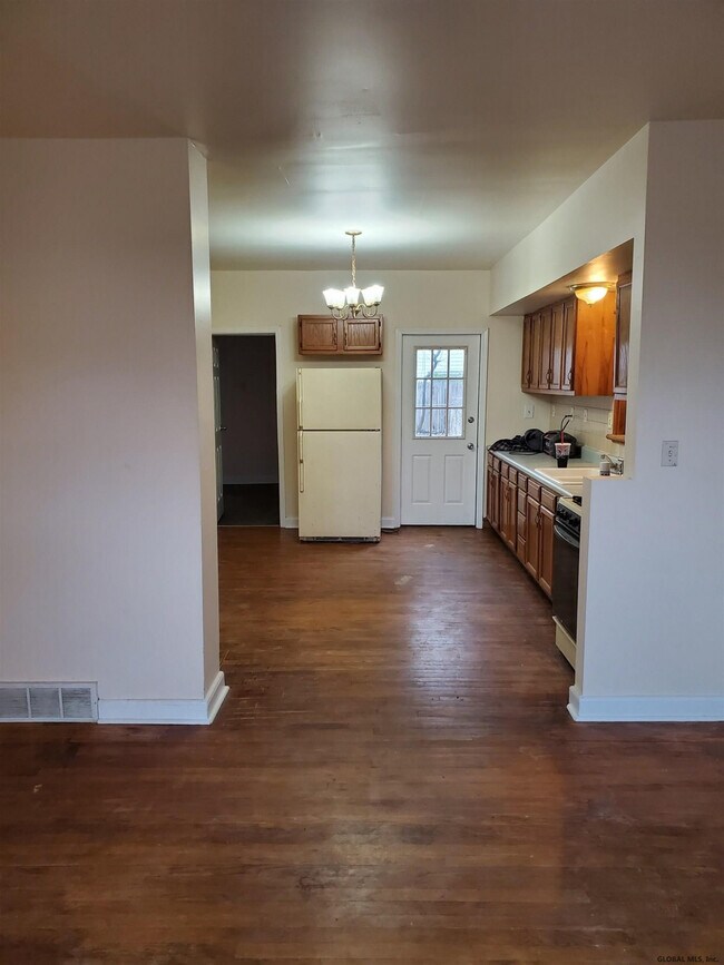 Photo - 85 Park Ave Unidad #1