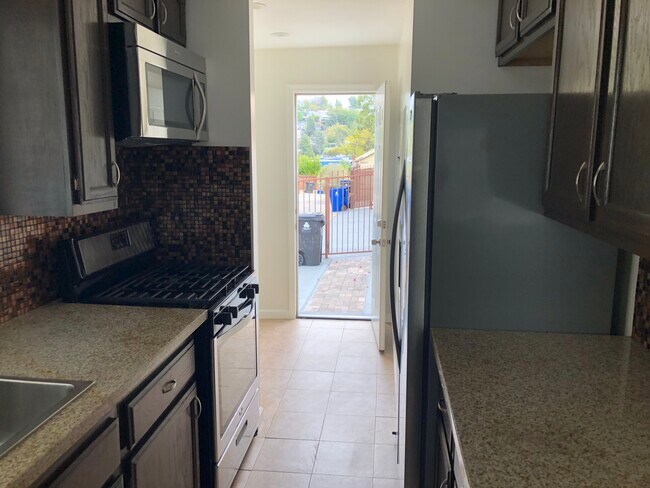 Photo - 1428 N Hoover St Unidad 1428