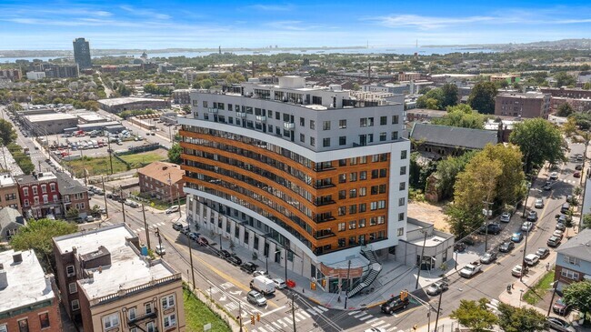 Building Photo - 144 Summit Ave Unit 701 Rental