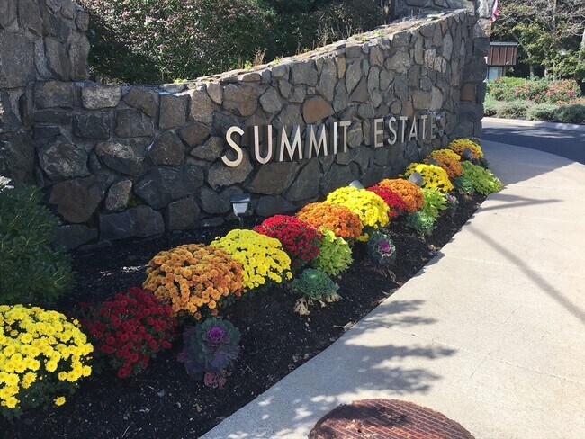 Photo - 1002 Paradise Rd Unit 1M