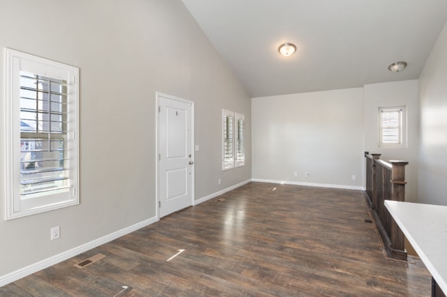 Photo - 4918 W Beach Comber Way