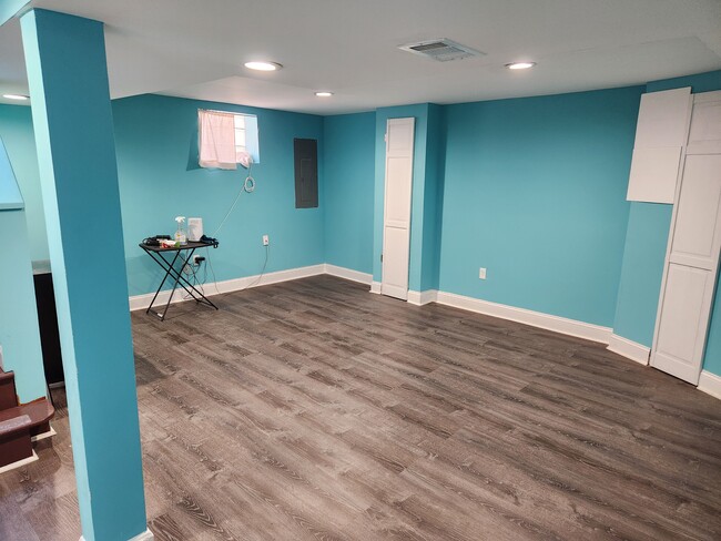 Photo - 5014 Nantucket Rd