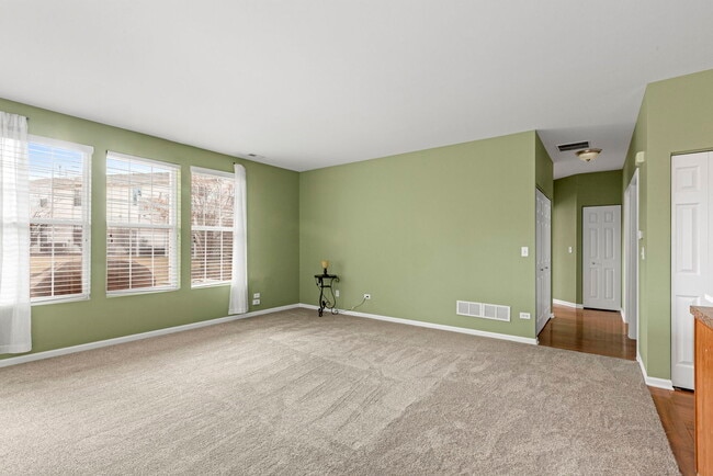 Photo - 1607 Millbrook Dr