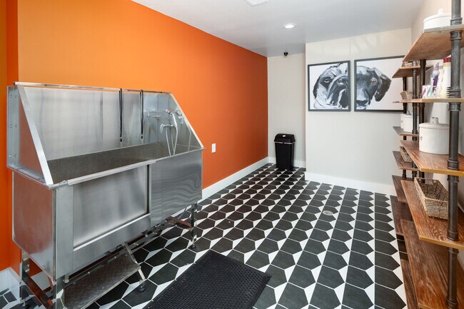 Williamsburg apartments — community photo