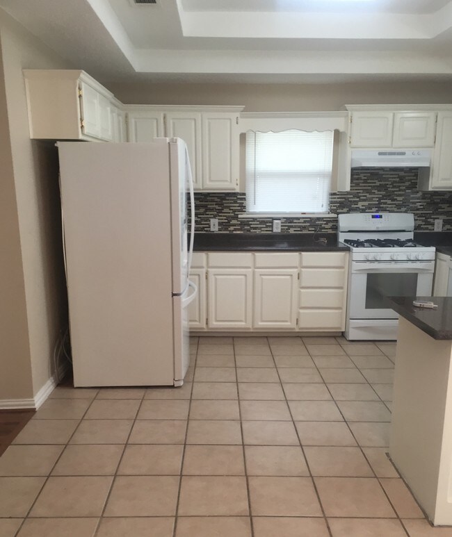 Photo - 3805 Hawick Ln