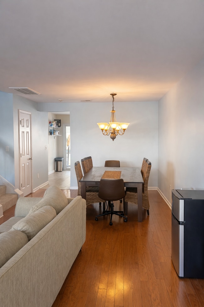 Photo - Townhouse Available in Azalea Square