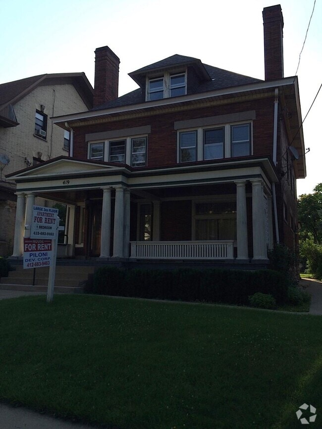 Building Photo - 419 S Atlantic Ave Unit 1st  2nd floors Rental