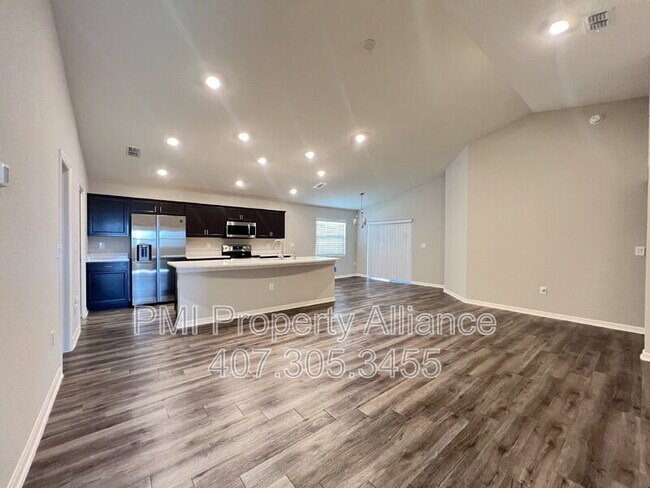 Photo - 1002 Corso Dr