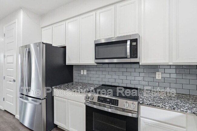 Photo - 2090 S Dorsey Ln Unit 1048