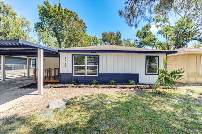 Building Photo - 6725 Madrid St