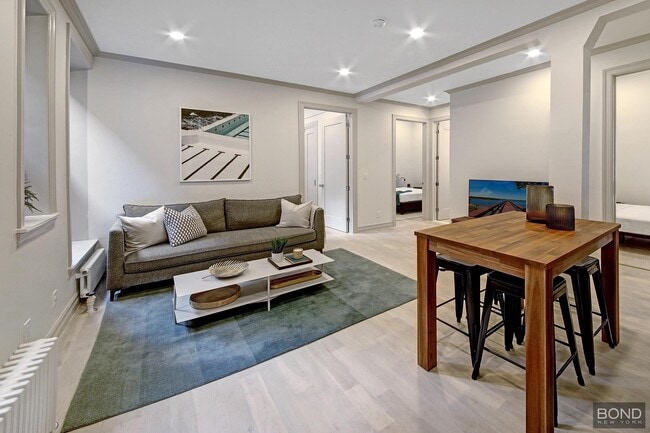 Building Photo - 250 W 91st St Unit 3D Rental
