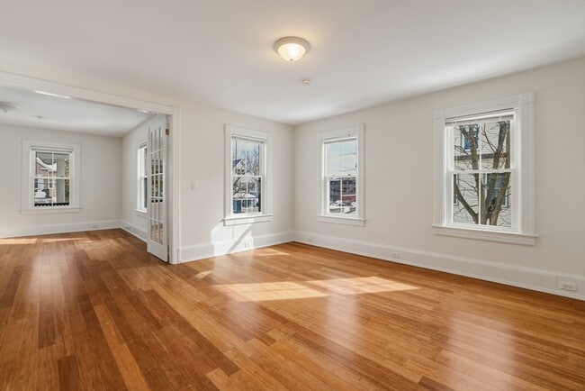 Photo - 105 Nonotuck St