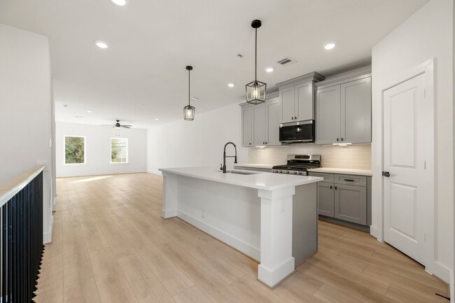 Photo - 6322 Del Rio St