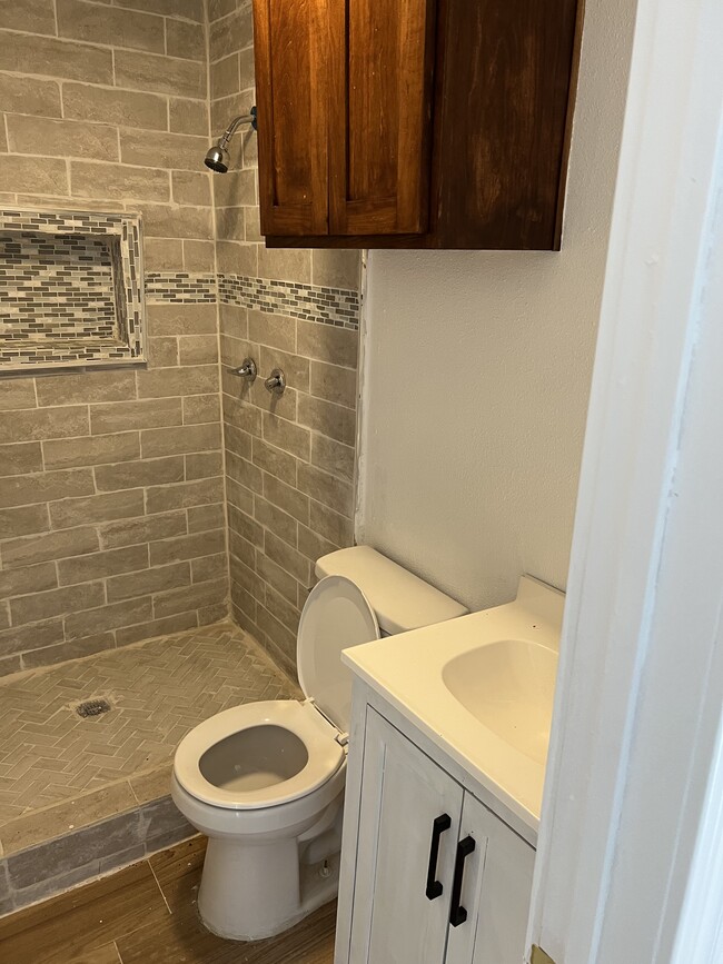 Photo - 7226 E Trenton Rd