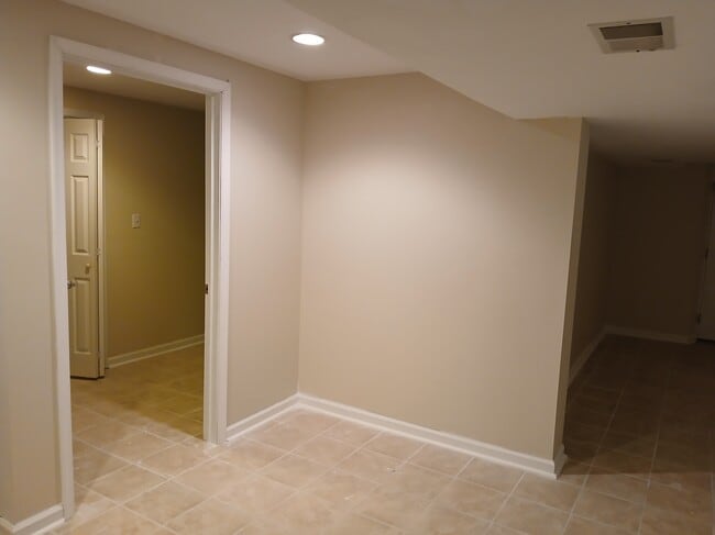 7001 Chain Fern Ct