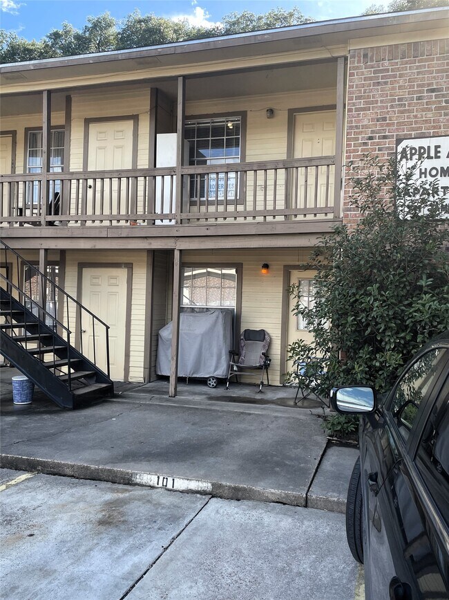 Photo - 741 James St Unit 202