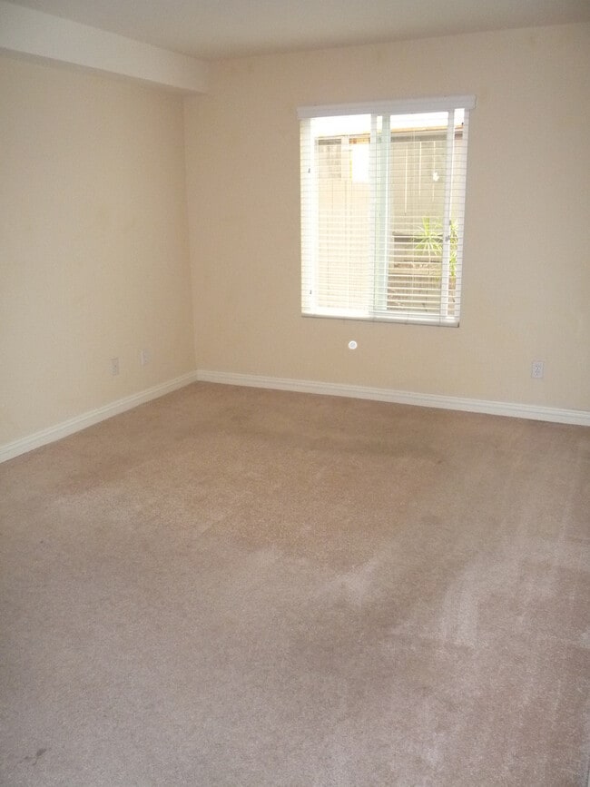 Photo - Beautiful Condo For Rent Near in Linda Vista