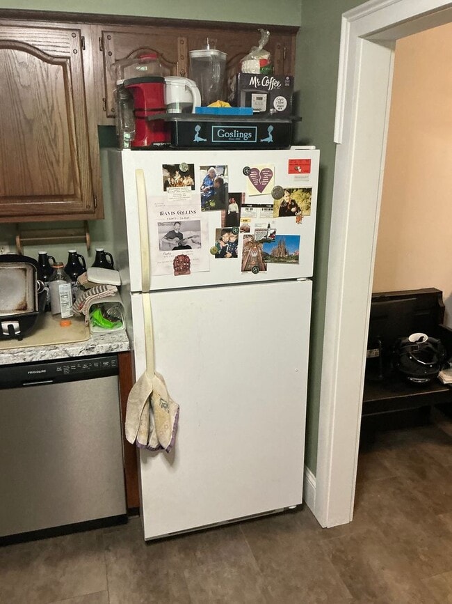 Photo - Large 2 bedroom 2 bathes condo Unit 104