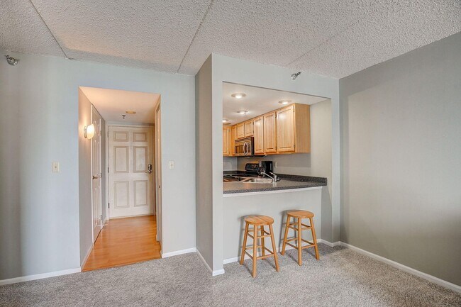 Photo - 270 E Highland Ave Unit 1046