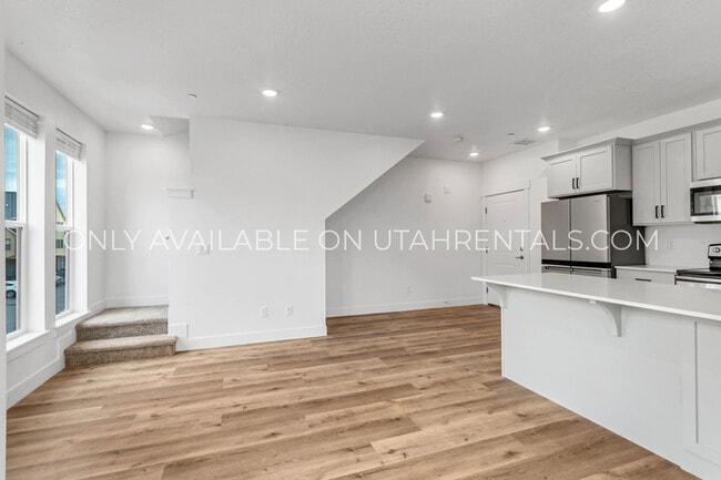 Photo - 768 S 1600 W Unit 209