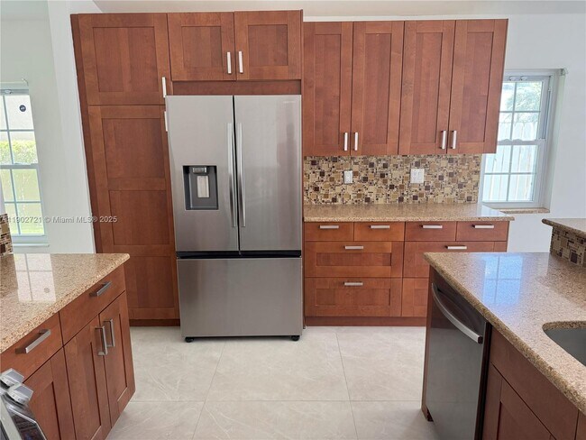 Photo - 159 Cameron Ct