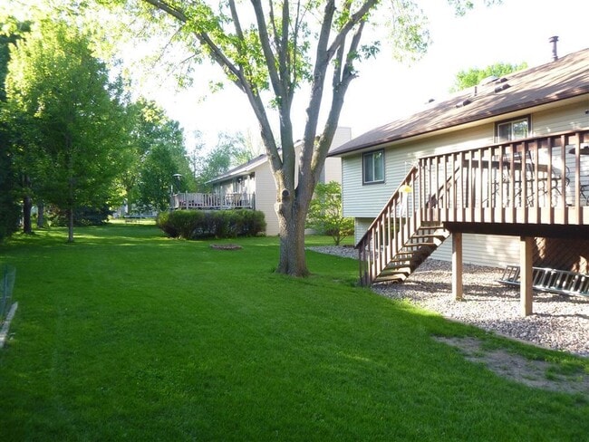 Photo - 4Bdrm-3bath Split NW Rochester