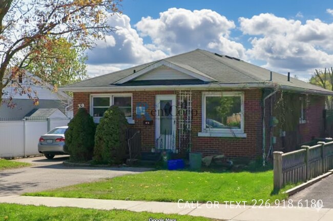 Photo - 39 Kelvin Ave Unit B