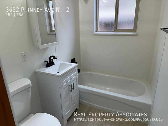 Photo - 3652 Phinney Ave N Unit 2