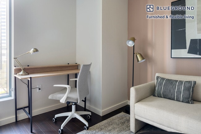 Photo - 150 Van Ness Ave Unidad FL8-ID1473