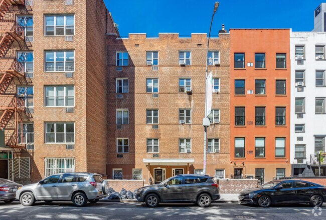 Photo - Chelsea Park House