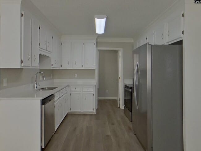 Photo - 118 Goldleaf St