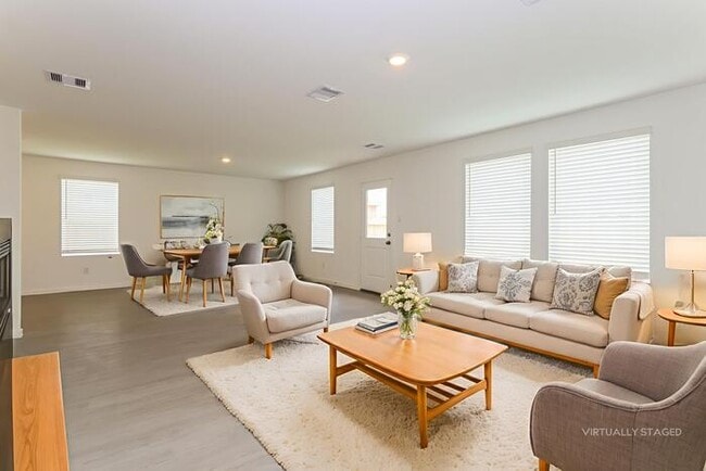 Photo - 3089 Fantasy Ter Dr