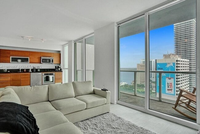 Building Photo - 244 Biscayne Blvd Unit 3005