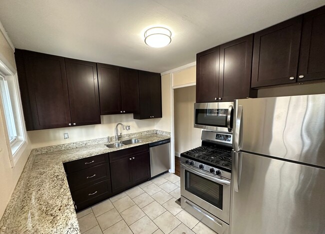 Photo - 603 Seminole Pl